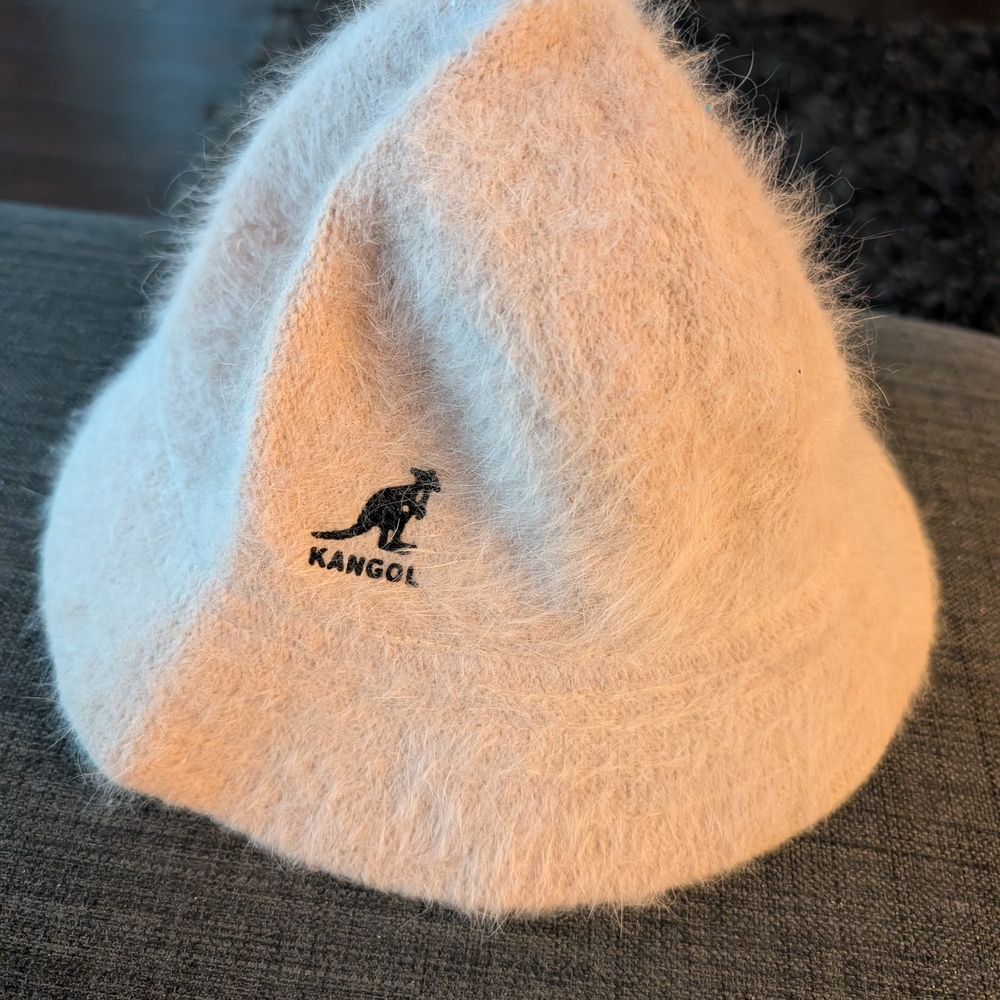 Kangol Old School Angora Bucket Hat – DY Bell 2 Style